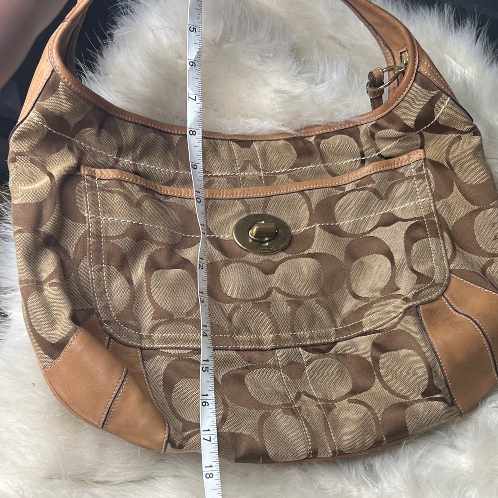 Coach Signature Vintage Pattern Hobo Shoulder Bag in Tan Beige Leather Purse